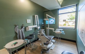 Modern dental clinic interior of DNTL Hub General & Implant Dentistry.