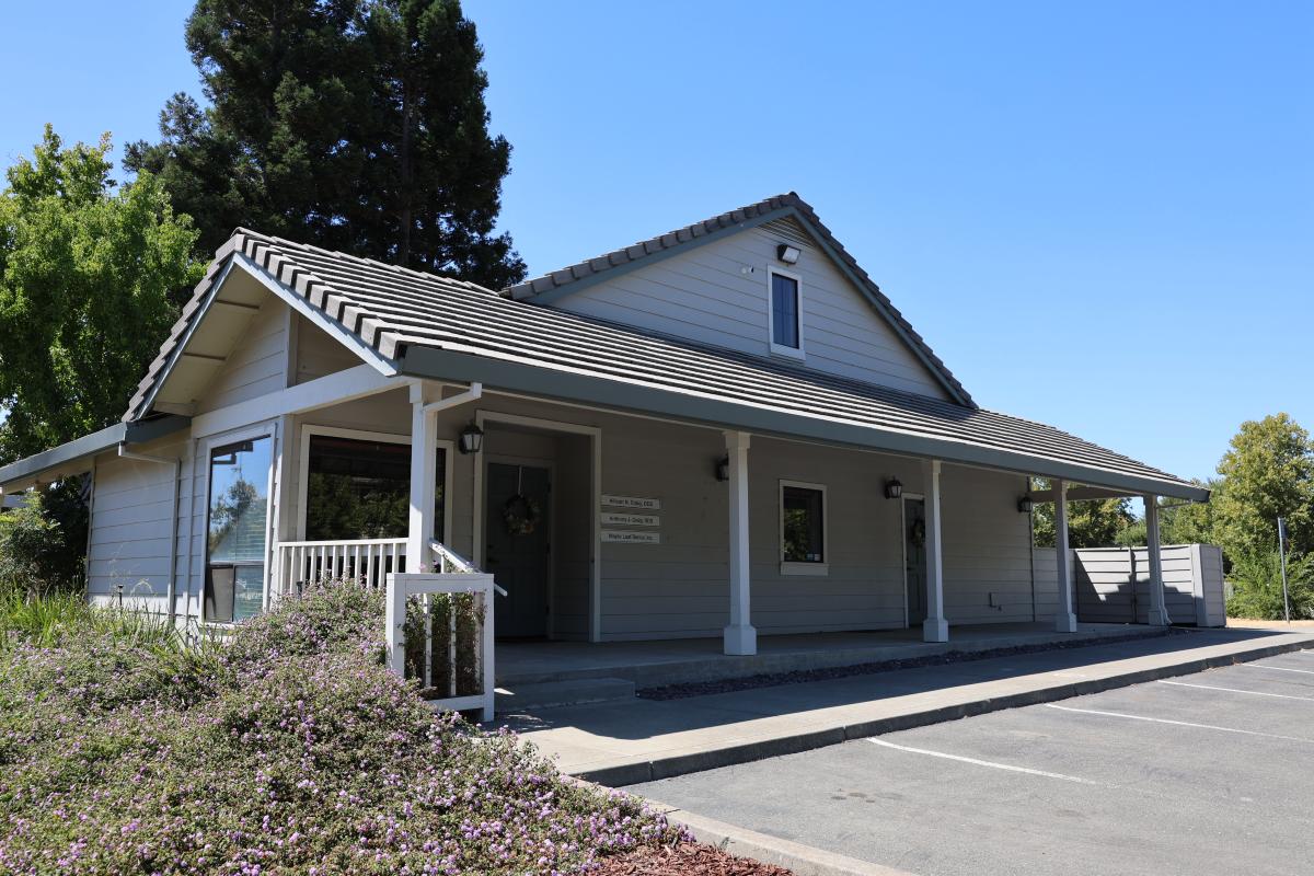 DNTL Hub Dixon Exterior